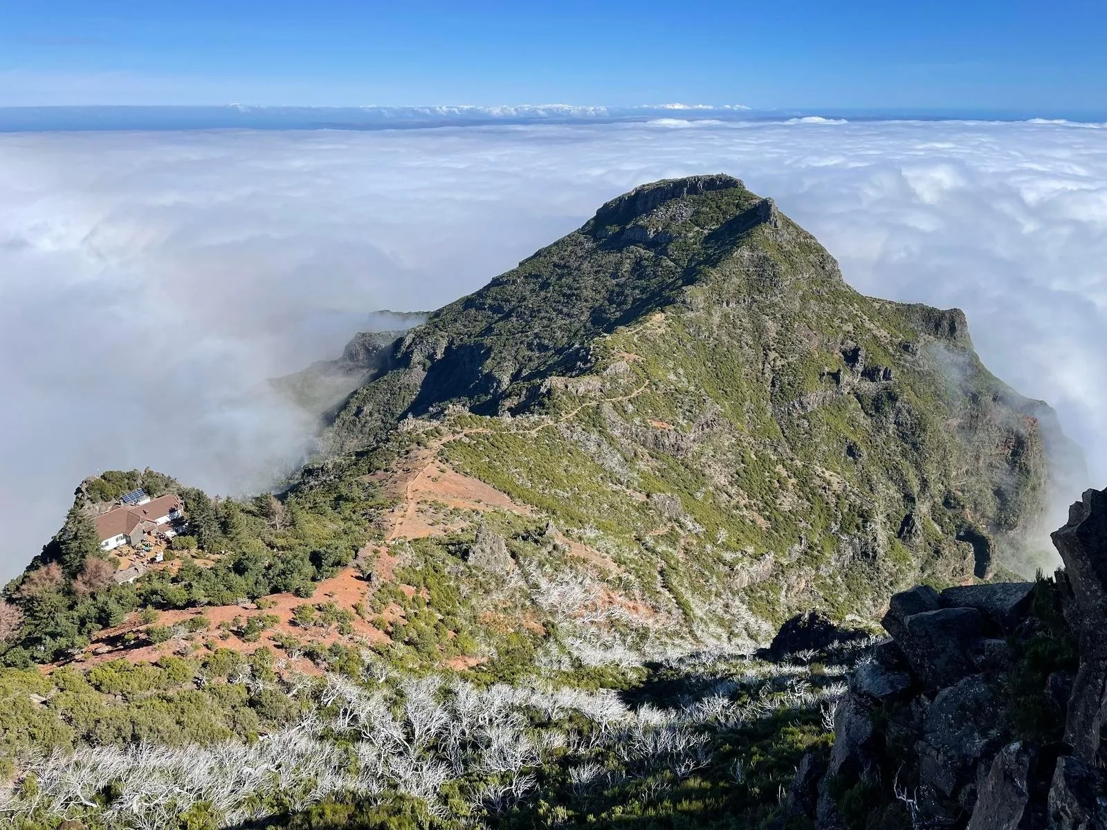 Funchal: PR1.2 Pico Ruivo & Achada Teixeira Hiking Transfer