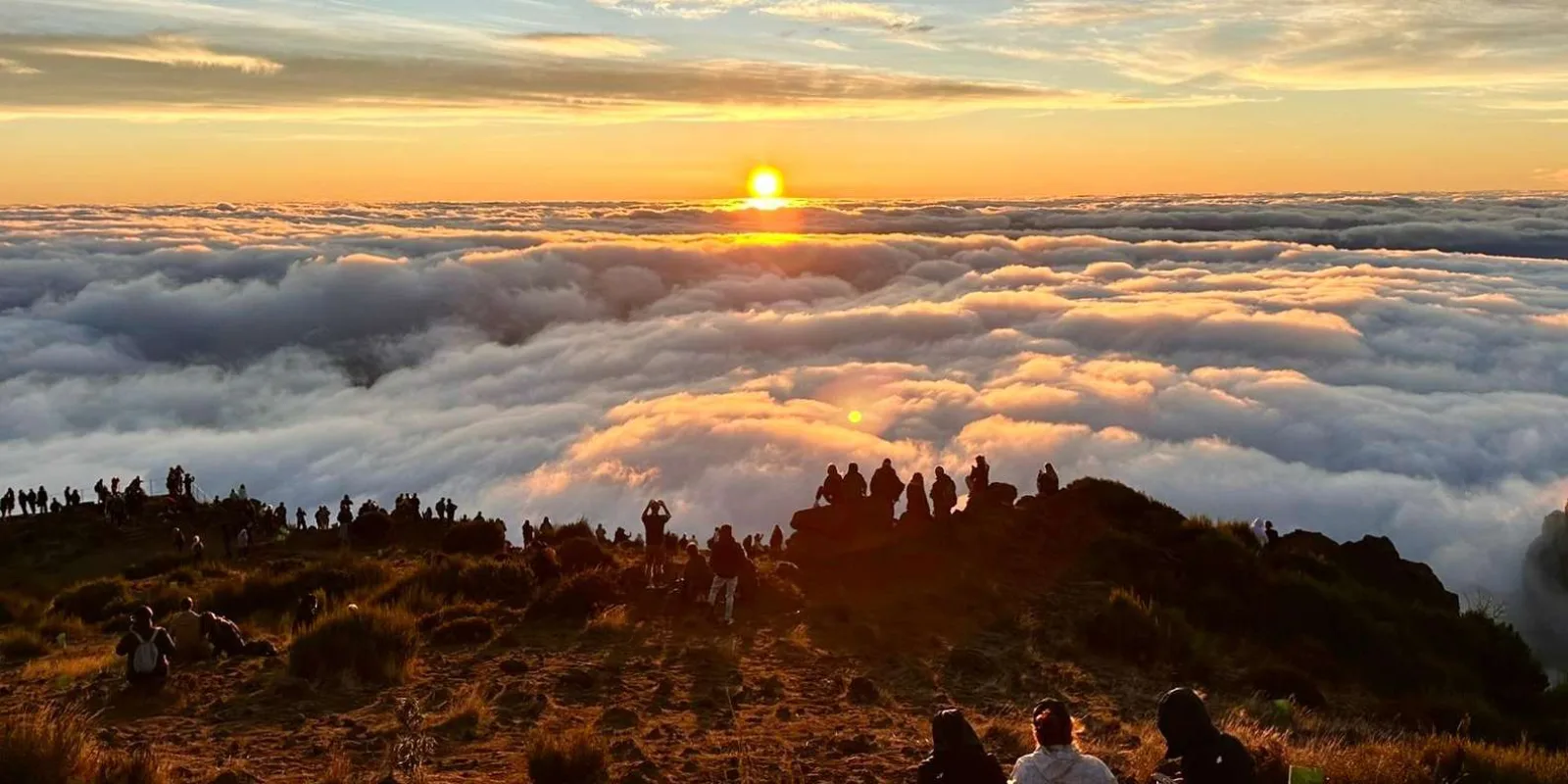 Madeira: Sunrise Hike Transfer to Pico do Arieiro (PR1)